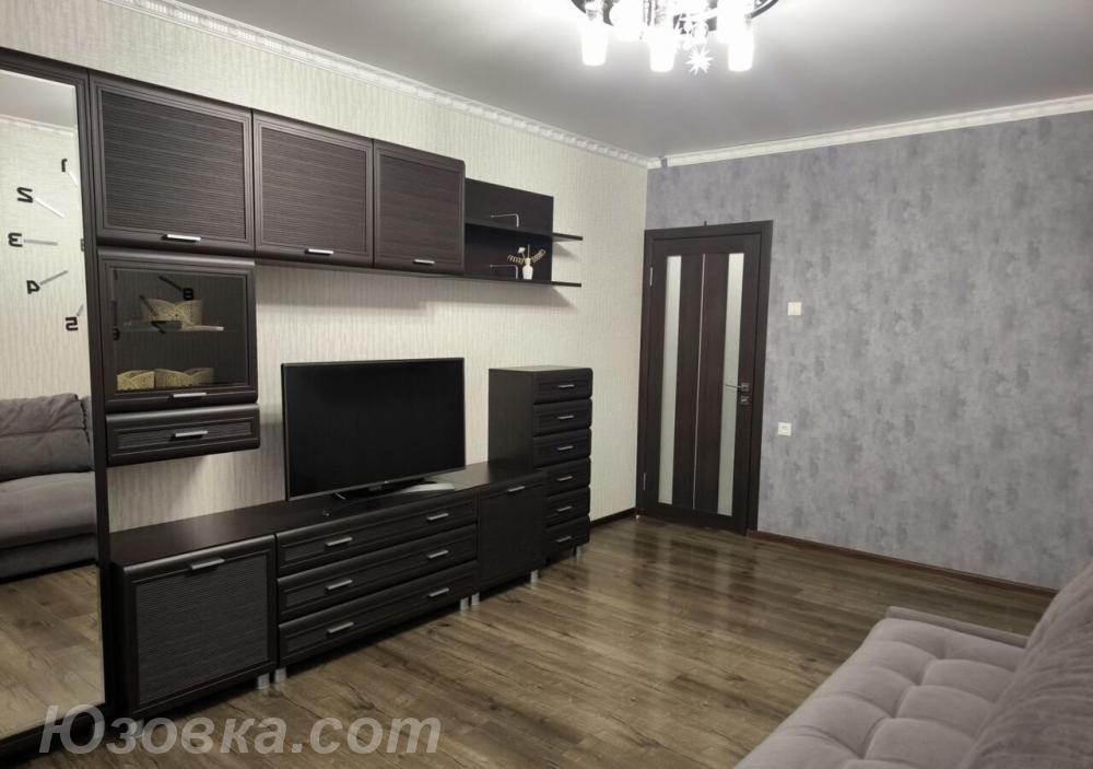1-комн. квартира, 42м², с мебелью, 3/9 эт., ДОНЕЦК
