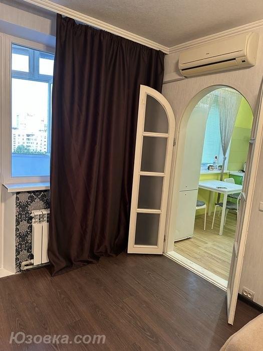 1-комн. квартира, 32м², с мебелью, 4/9 эт., ДОНЕЦК