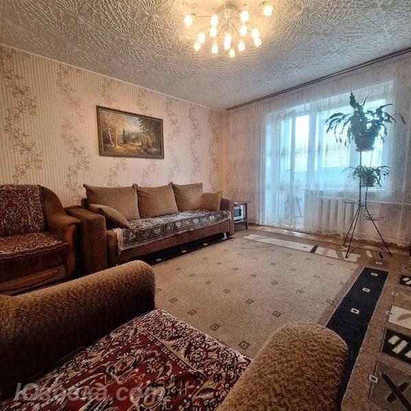 2-комн. квартира, 48м², с мебелью, 3/9 эт.