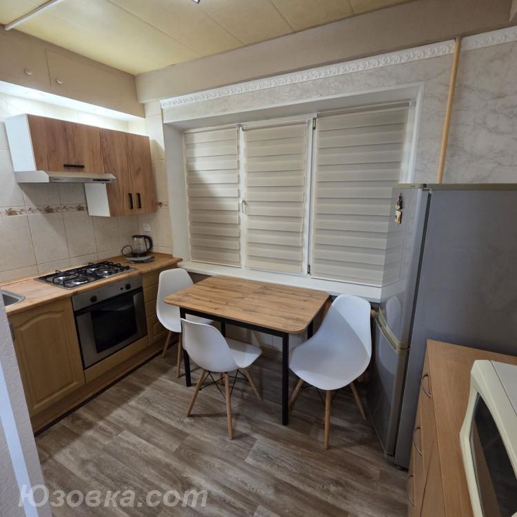 2-комн. квартира, 48м², с мебелью, 4/5 эт.