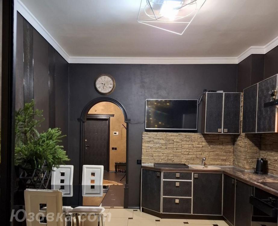 2-комн. квартира, 65м², с мебелью, 5/9 эт., ДОНЕЦК