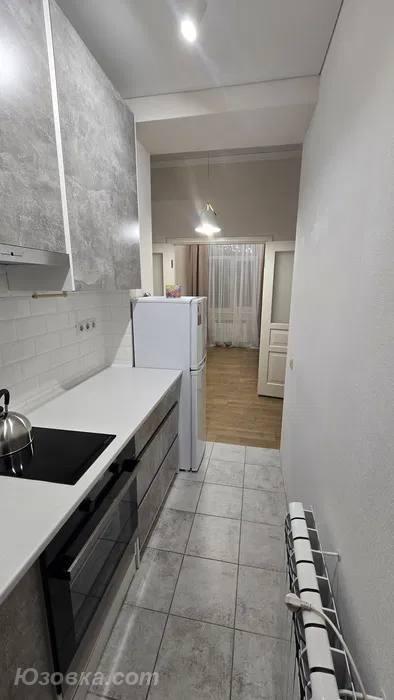 2-комн. квартира, 46м², с мебелью, 2/5 эт., ДОНЕЦК