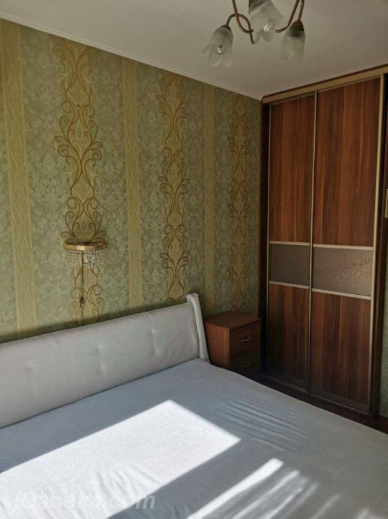 3-комн. квартира, 65м², с мебелью, 2/9 эт., ДОНЕЦК