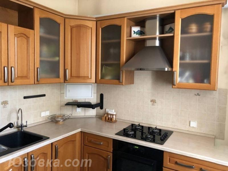 3-комн. квартира, 67м², с мебелью, 2/2 эт.