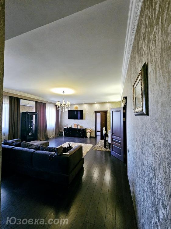 4-комн. квартира, 137 м², вторичка, 5/5 эт., ДОНЕЦК