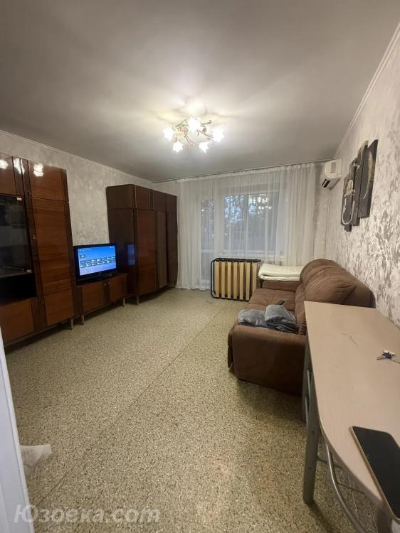 1-комн. квартира, 30м², с мебелью, 3/9 эт., ДОНЕЦК
