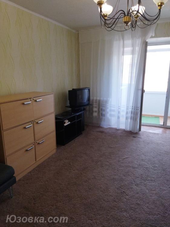 1-комн. квартира, 30м², мебель частично, 4/4 эт.
