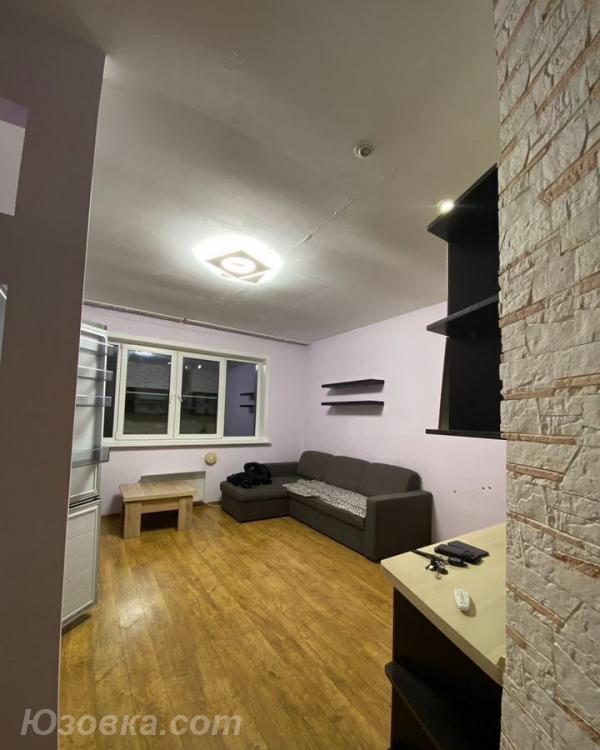 2-комн. квартира, 46м², с мебелью, 3/9 эт., ДОНЕЦК