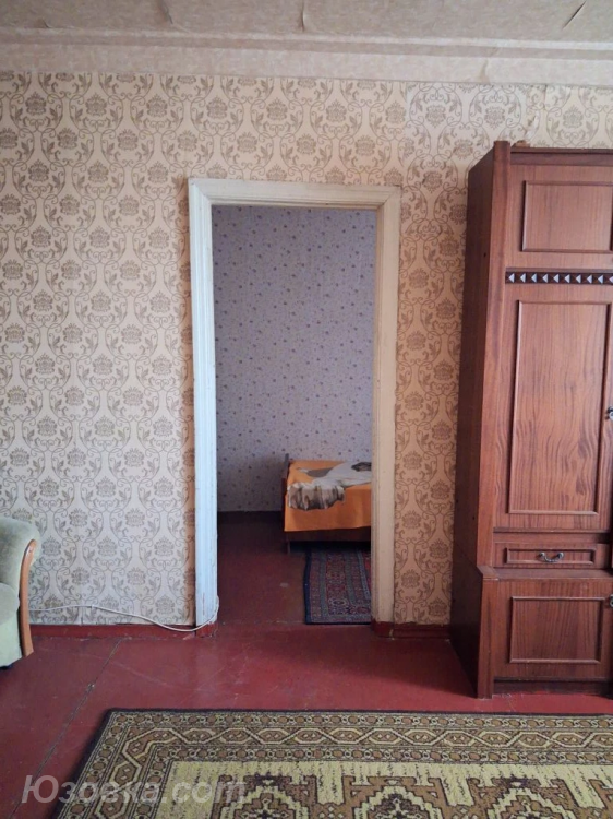 2-комн. квартира, 40 м², вторичка, 1/3 эт., ДОНЕЦК
