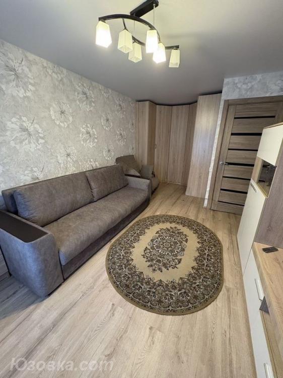 2-комн. квартира, 48м², с мебелью, 2/5 эт., ДОНЕЦК