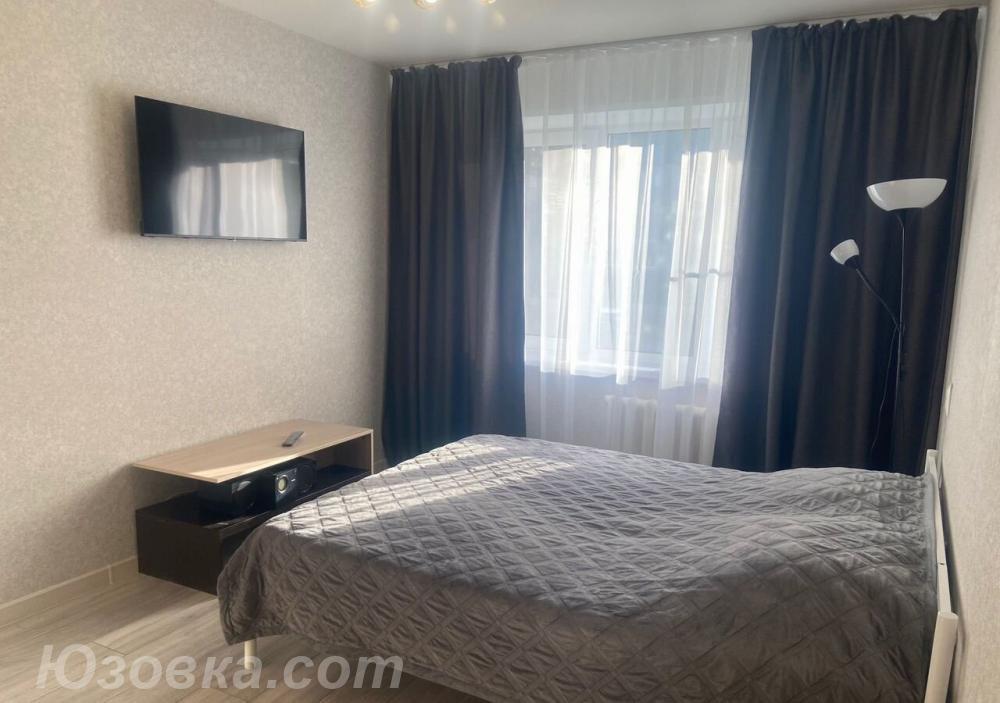 1-комн. квартира, 35м², с мебелью, 1/5 эт., ДОНЕЦК
