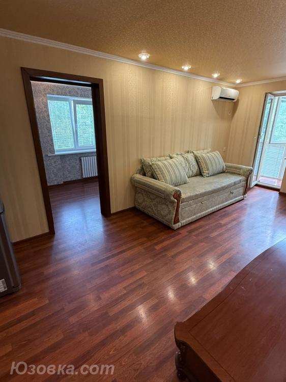 2-комн. квартира, 52м², с мебелью, 3/5 эт., ДОНЕЦК