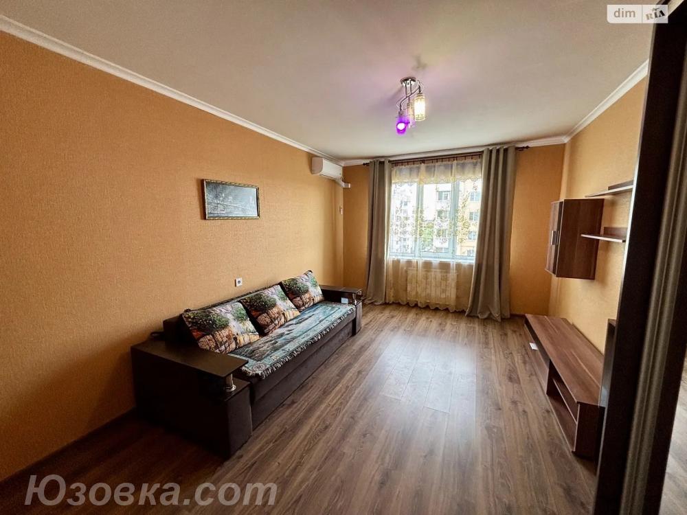 1-комн. квартира, 37м², с мебелью, 4/9 эт., ДОНЕЦК