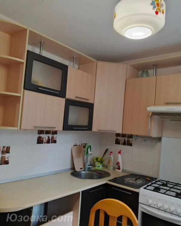 1-комн. квартира, 32м², с мебелью, 3/9 эт., ДОНЕЦК