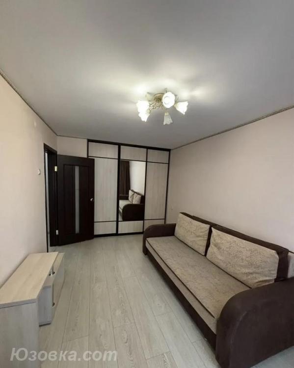 1-комн. квартира, 35м², с мебелью, 2/9 эт.