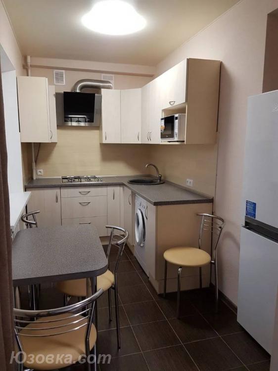 2-комн. квартира, 41м², с мебелью, 3/9 эт.