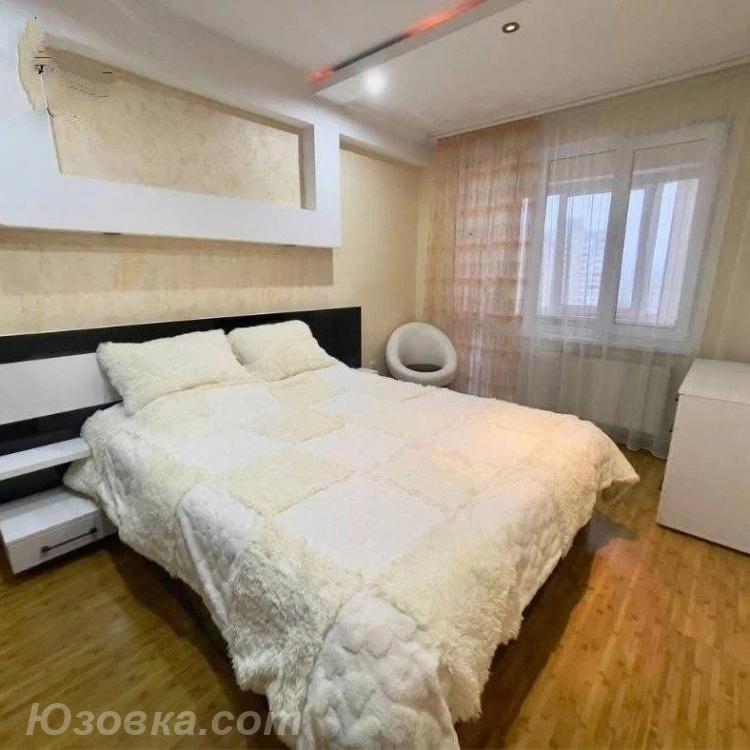 3-комн. квартира, 60м², с мебелью, 3/10 эт.
