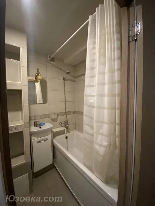 2-комн. квартира, 60м², с мебелью, 3/5 эт., ДОНЕЦК
