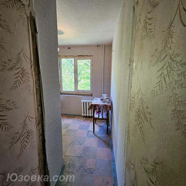 3-комн. квартира, 56 м², вторичка, 4/5 эт., ДОНЕЦК