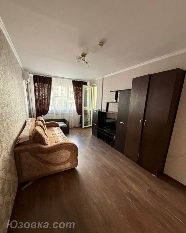 3-комн. квартира, 62м², с мебелью, 3/9 эт., ДОНЕЦК