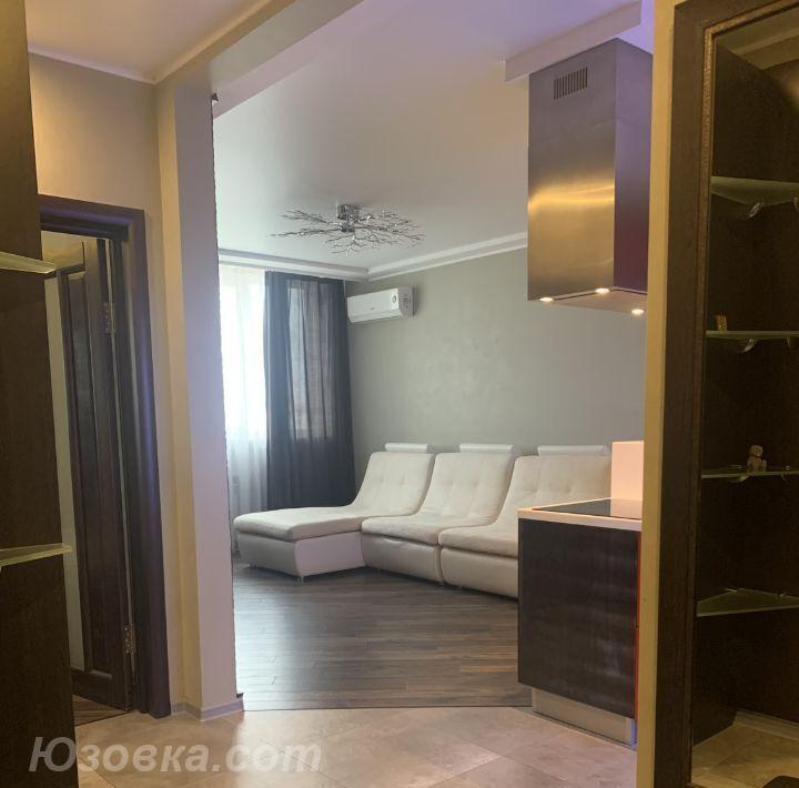 2-комн. квартира, 46м², с мебелью, 3/10 эт., ДОНЕЦК