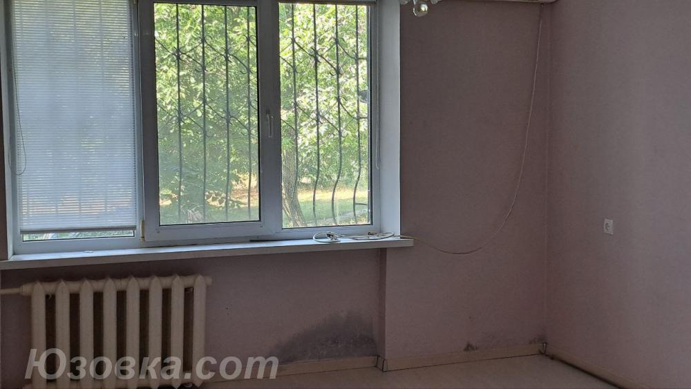 1-комн. квартира, 34 м², вторичка, 1/9 эт., ДОНЕЦК