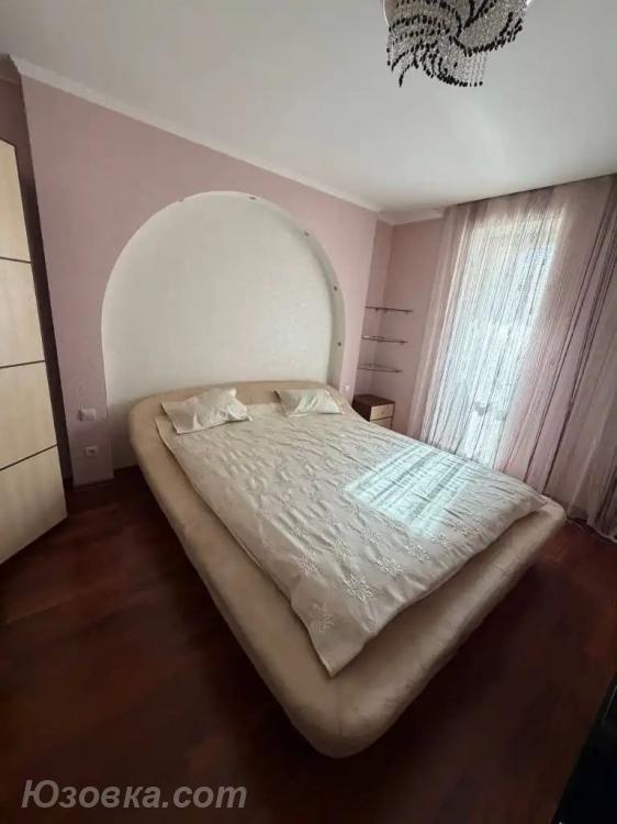 3-комн. квартира, 70м², с мебелью, 3/5 эт., ДОНЕЦК