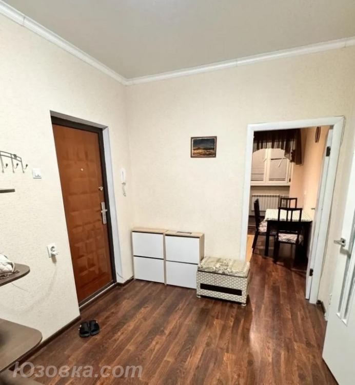 1-комн. квартира, 45м², с мебелью, 2/5 эт., Макеевка