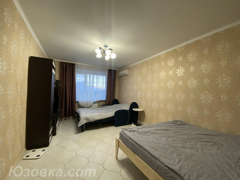 1-комн. квартира, 43м², с мебелью, 4/5 эт., ДОНЕЦК