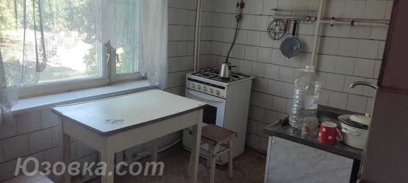 3-комн. квартира, 68 м², вторичка, 2/5 эт., ДОНЕЦК