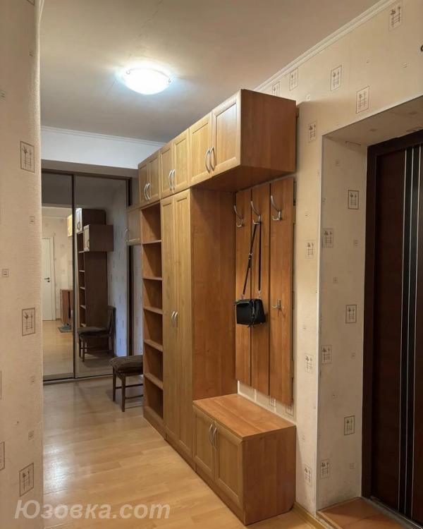 2-комн. квартира, 52м², с мебелью, 4/5 эт., ДОНЕЦК