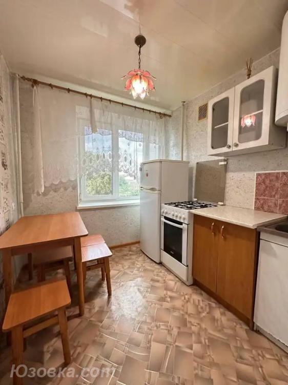 1-комн. квартира, 44м², с мебелью, 4/5 эт., ДОНЕЦК