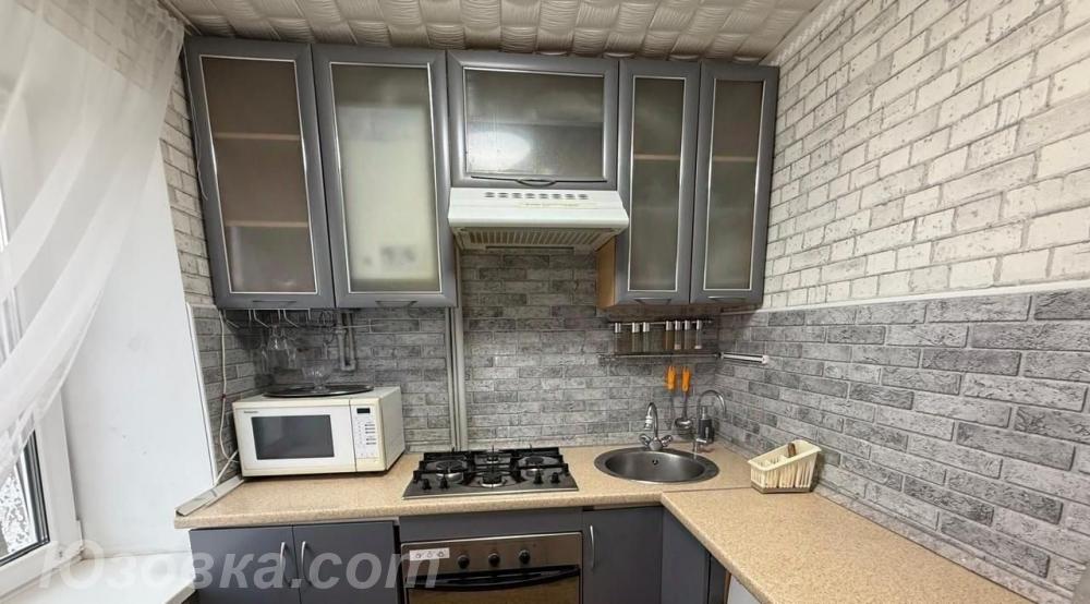 2-комн. квартира, 46м², с мебелью, 4/5 эт., ДОНЕЦК