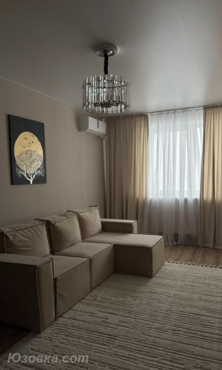 1-комн. квартира, 42м², с мебелью, 2/5 эт., ДОНЕЦК