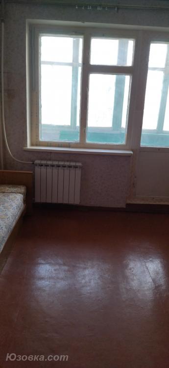 2-комн. квартира, 54 м², вторичка, 5/9 эт., Макеевка