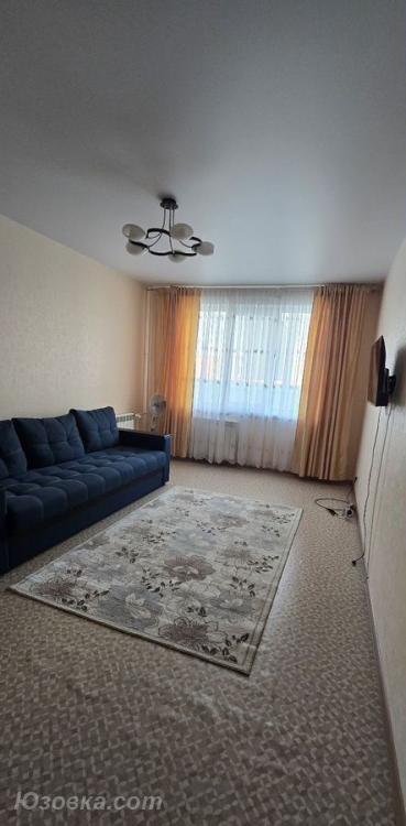 2-комн. квартира, 60м², с мебелью, 3/9 эт., ДОНЕЦК