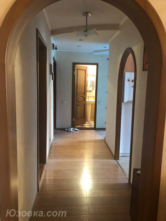 4-комн. квартира, 86 м², вторичка, 4/9 эт., ДОНЕЦК