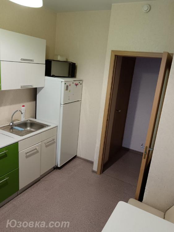 1-комн. квартира, 38м², с мебелью, 3/9 эт., ДОНЕЦК