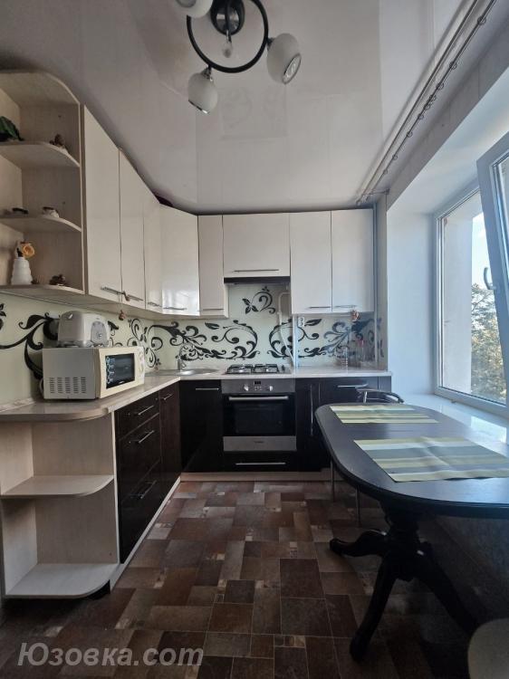 2-комн. квартира, 45м², с мебелью, 3/5 эт.