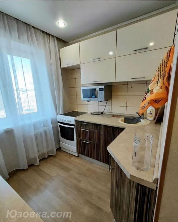 2-комн. квартира, 49м², с мебелью, 5/10 эт., ДОНЕЦК