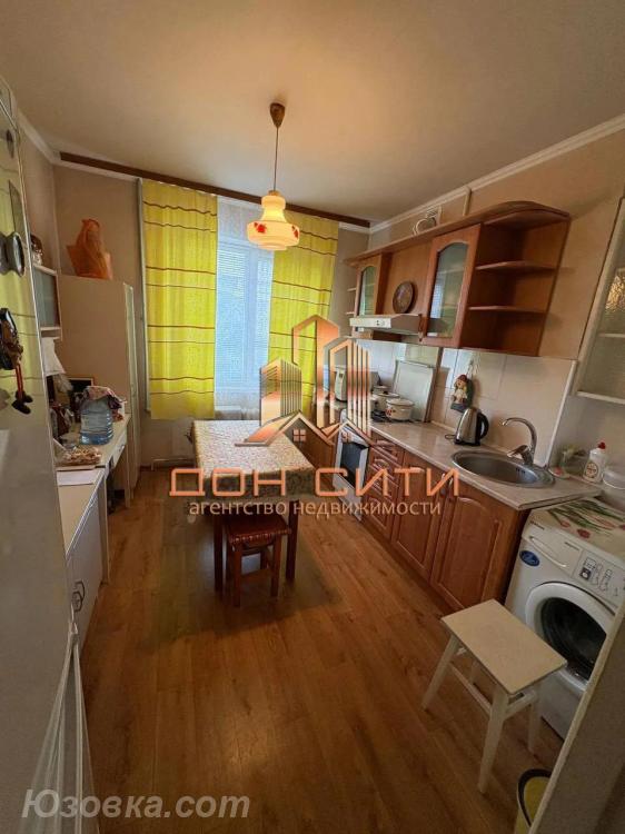 3-комн. квартира, 66 м², вторичка, 8/9 эт., ДОНЕЦК