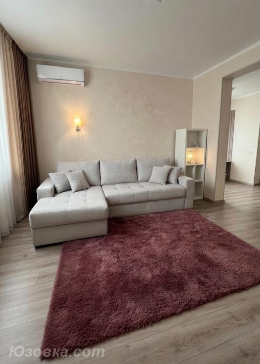 1-комн. квартира, 46м², с мебелью, 1/1 эт., ДОНЕЦК