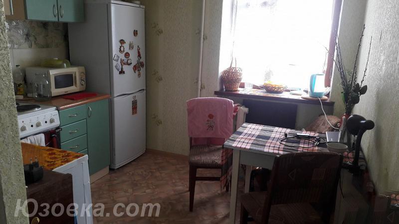 3-комн. квартира, 56 м², вторичка, 6/14 эт.