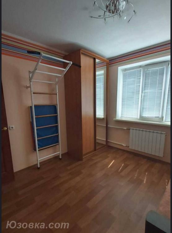 2-комн. квартира, 40м², с мебелью, 4/9 эт., ДОНЕЦК