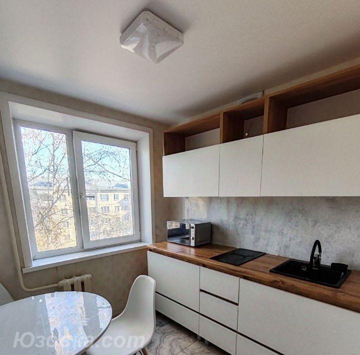 2-комн. квартира, 45м², с мебелью, 2/5 эт., ДОНЕЦК