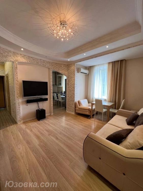 2-комн. квартира, 50м², с мебелью, 3/9 эт., ДОНЕЦК