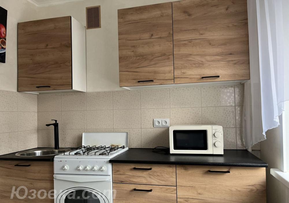 студия квартира, 39м², с мебелью, 4/9 эт., ДОНЕЦК