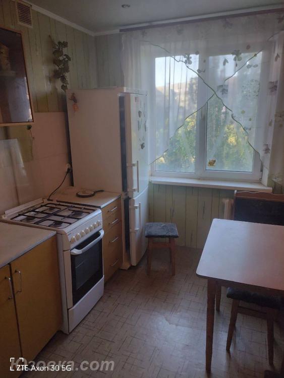 3-комн. квартира, 76 м², вторичка, 7/9 эт., ДОНЕЦК