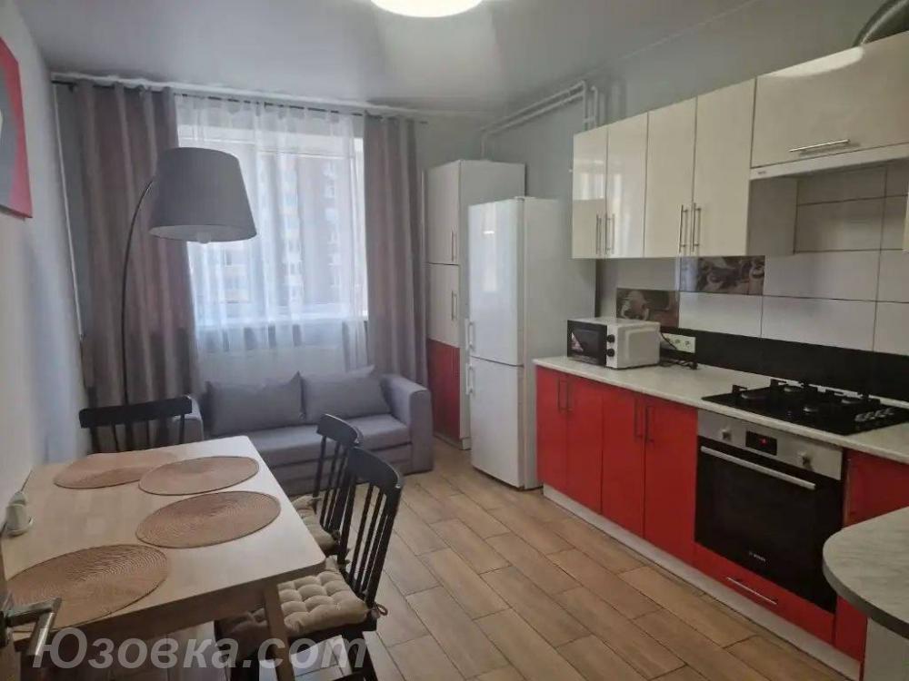 2-комн. квартира, 46м², с мебелью, 3/9 эт., ДОНЕЦК