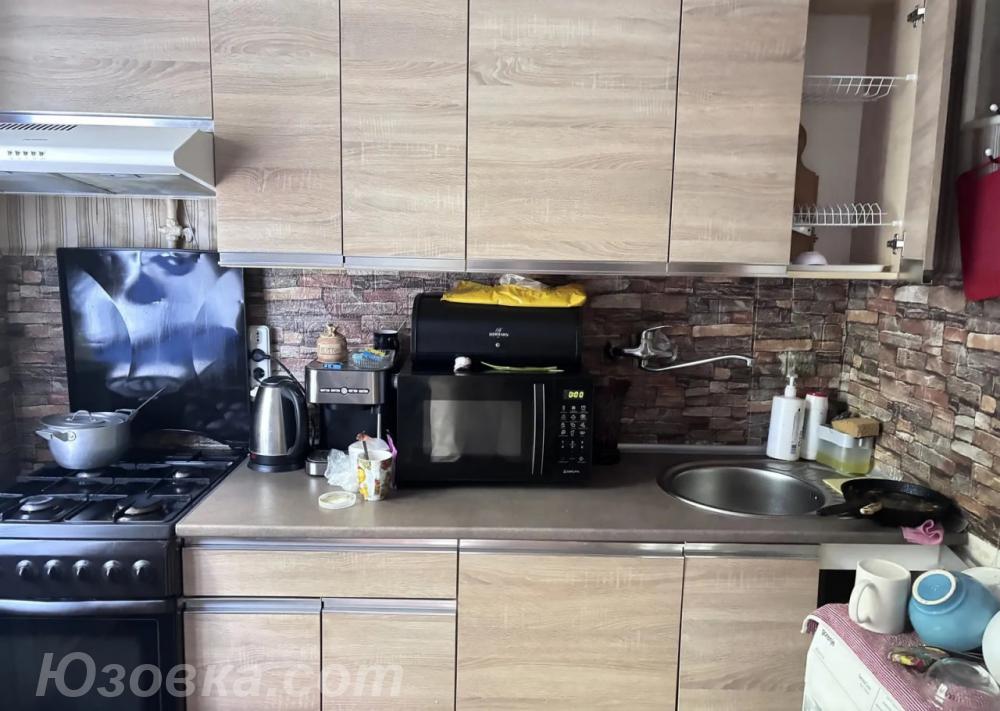 2-комн. квартира, 46м², с мебелью, 2/9 эт., ДОНЕЦК
